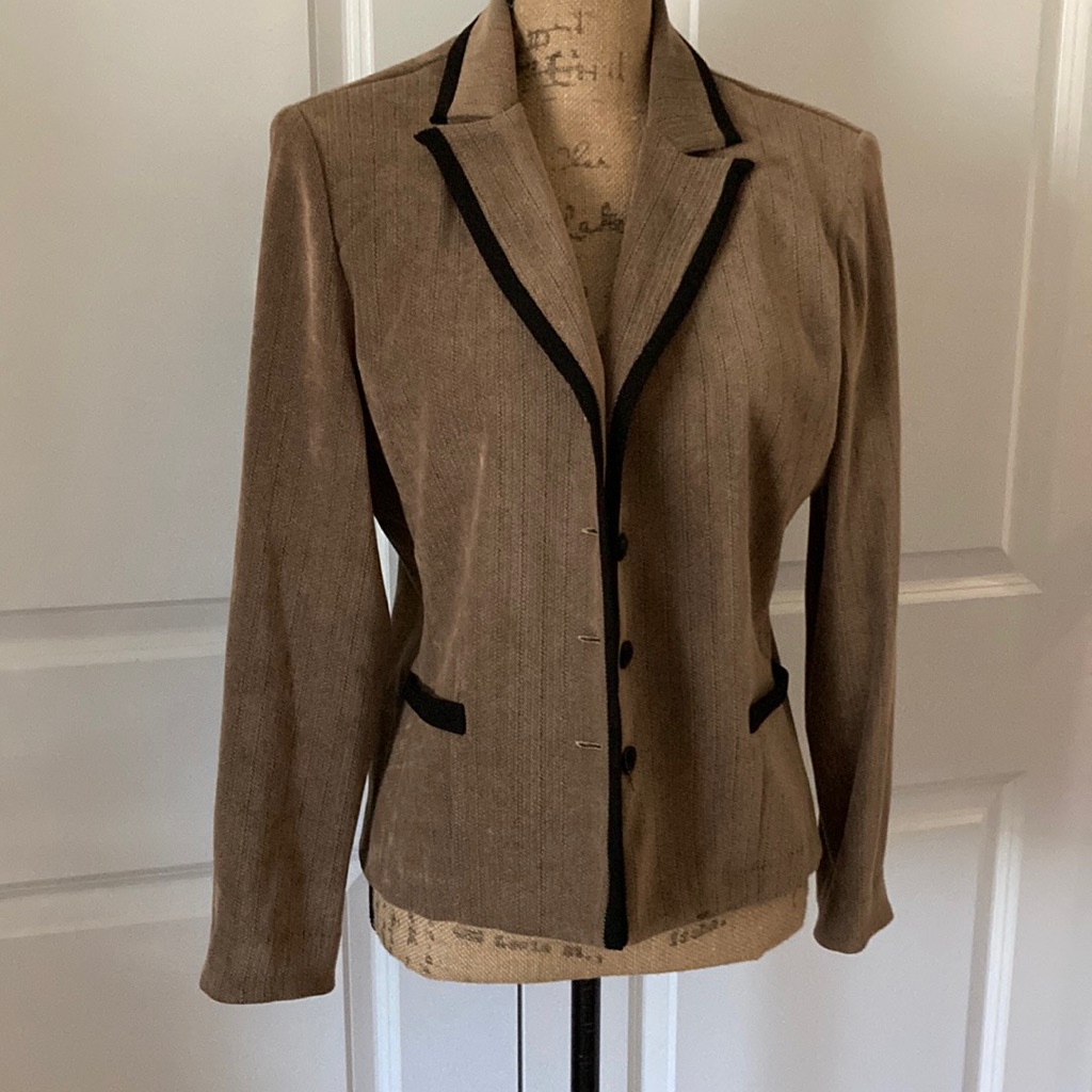 14p Jacket